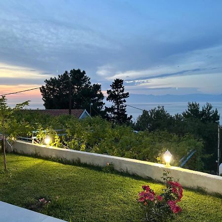 Gikas Apartments Агиос Стефанос Экстерьер фото